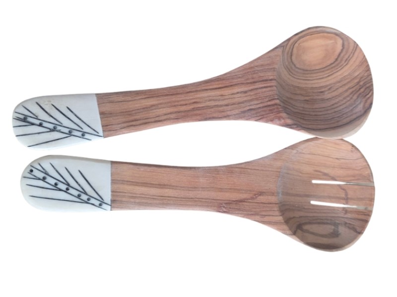 Feather pattern salad servers